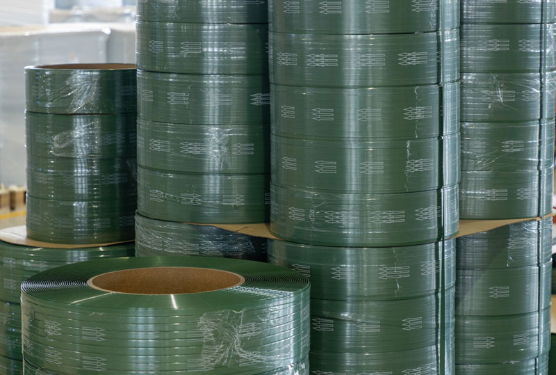 Diferen&ccedil;as entre cintas de m&aacute;quina PET e cintas manuais PET e cen&aacute;rios de aplica&ccedil;&atilde;o